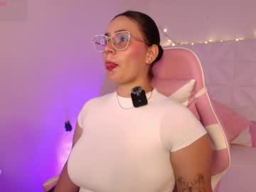 Ivonnygoldie Chaturbate stream image from April 01, 2026