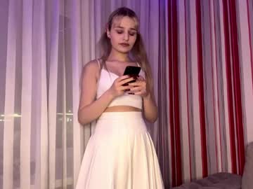 Maddy_Lovell Chaturbate stream image from April 01, 2026