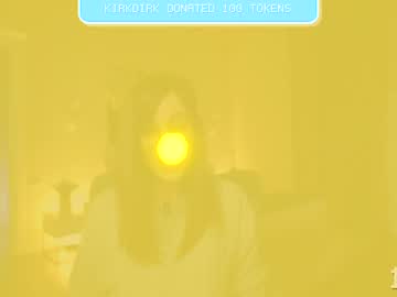 Newchloe18 Chaturbate stream image from April 01, 2026