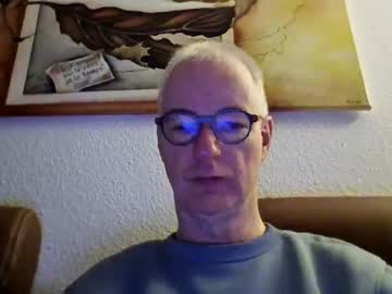 Use2020 Chaturbate stream image from April 01, 2026