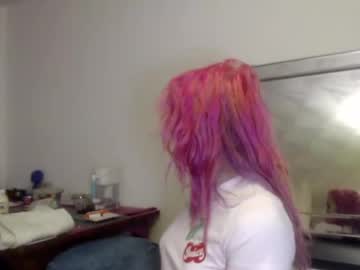 Lilvenice7 Chaturbate stream image from April 01, 2026