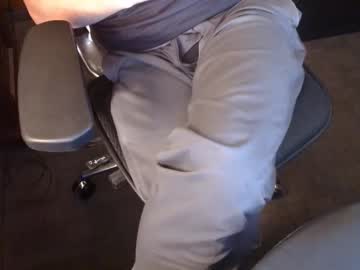Masterbatingdude Chaturbate stream image from April 01, 2026