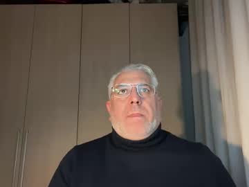 Maxbillo Chaturbate stream image from April 01, 2026