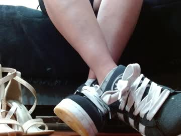 Misssam28 Chaturbate stream image from April 01, 2026