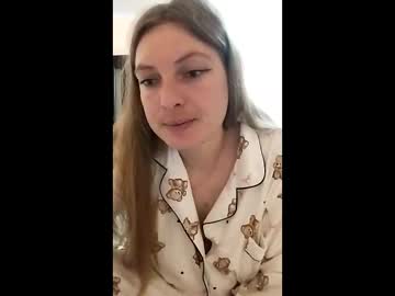 Oksiloverx Chaturbate stream image from April 01, 2026