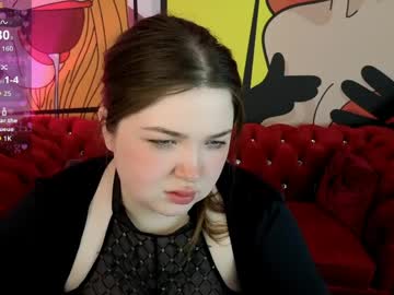 Molinmoon Chaturbate stream image from April 01, 2026