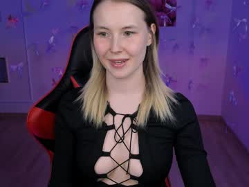 Your_Ella Chaturbate stream image from April 01, 2026