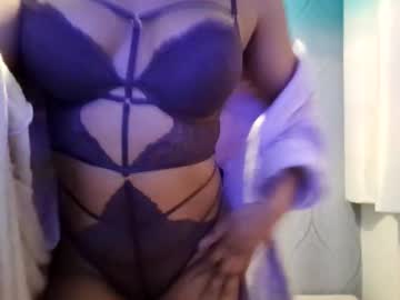 Tropicalzoya Chaturbate stream image from April 01, 2026