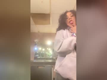 Mariahlover22 Chaturbate stream image from April 02, 2026