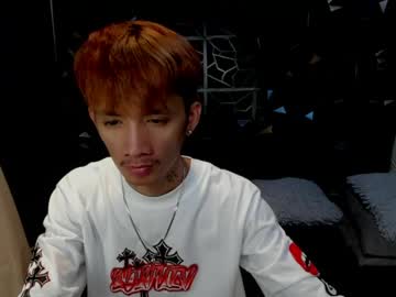 Crazyasiantwinkxx stream image from April 02, 2026