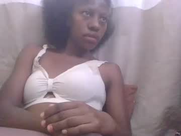 Edwige770943 Chaturbate stream image from April 02, 2026