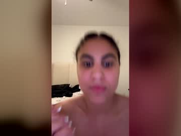 Laurenivy Chaturbate stream image from April 02, 2026