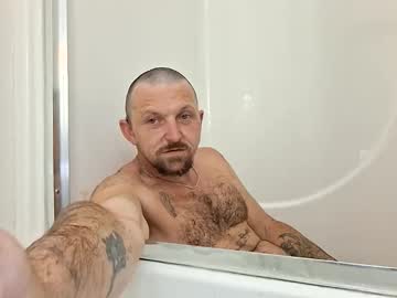 Mmmmezze Chaturbate stream image from April 02, 2026