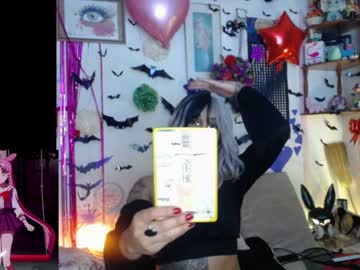 Purplekattlyn Chaturbate stream image from April 02, 2026