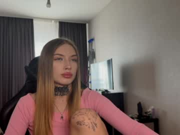 Kisa_Mua Chaturbate stream image from April 02, 2026