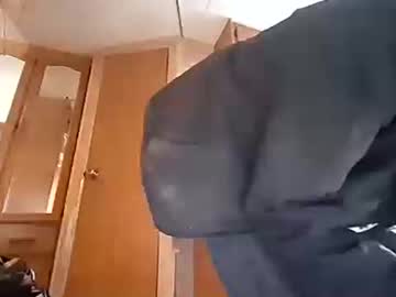 Cloudybxtch69 Chaturbate stream image from April 02, 2026