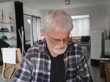 Ewaldwillems99 Chaturbate stream image from April 02, 2026