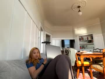 Chellybear101 Chaturbate stream image from April 02, 2026