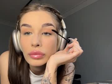 Latiaburtenshaw Chaturbate stream image from April 02, 2026