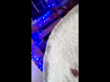 Wowsers1230 Chaturbate stream image from April 02, 2026
