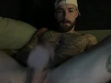 Tuhands Chaturbate stream image from April 02, 2026