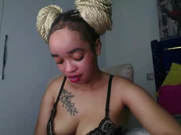 Sexymel022 Chaturbate stream image from April 02, 2026