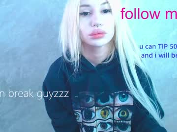 Alison_Moonlight Chaturbate stream image from April 02, 2026