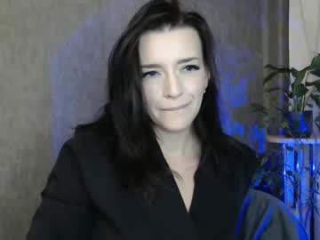 Elinapretty Chaturbate stream image from April 02, 2026