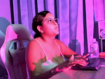 Heavenlybump Chaturbate stream image from April 02, 2026