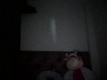 Issa30213 Chaturbate stream image from April 03, 2026