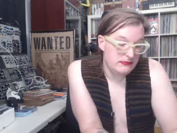 Muziknerd Chaturbate stream image from April 03, 2026