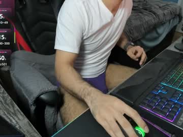 Dannydusk Chaturbate stream image from April 03, 2026