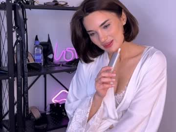 Elarasky Chaturbate stream image from April 03, 2026