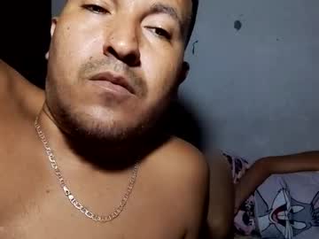 Julianykaryna Chaturbate stream image from April 03, 2026