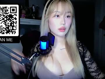 Obeycarrienoona Chaturbate stream image from April 03, 2026