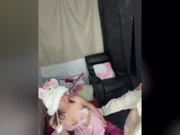 Pacheconidializbeth Chaturbate stream image from April 03, 2026