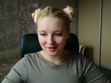 _Mila_La_ Chaturbate stream image from April 03, 2026