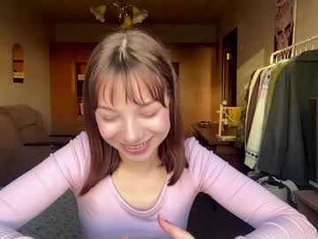 Chanelleskora Chaturbate stream image from April 03, 2026