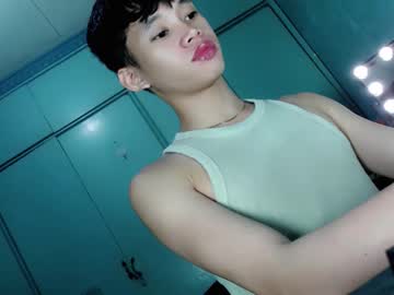 Givemethrillx Chaturbate stream image from April 03, 2026