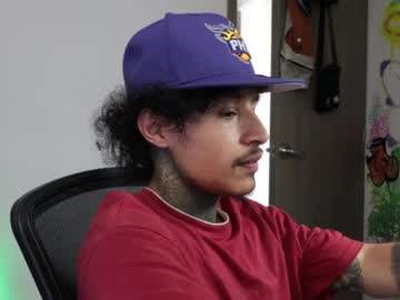 Trieone Chaturbate stream image from April 03, 2026