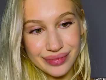 Hailey_Would Chaturbate stream image from April 04, 2026