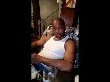 Booneleshawn129 Chaturbate stream image from April 04, 2026