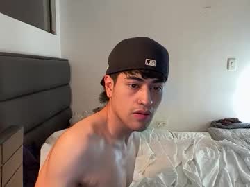 Coletteee69 Chaturbate stream image from April 04, 2026