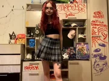 Redheadcatxd Chaturbate stream image from April 04, 2026