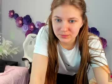 Tiny_Girl_18 Chaturbate stream image from April 04, 2026