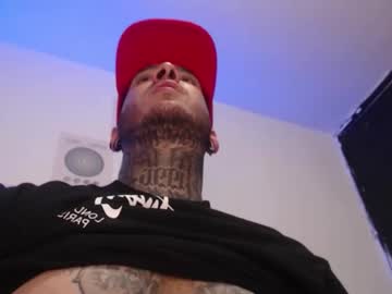 Doggiewoof Chaturbate stream image from April 04, 2026