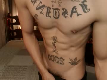 Justine_Hunk Chaturbate stream image from April 04, 2026