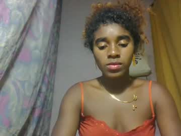 Elina981 Chaturbate stream image from April 04, 2026