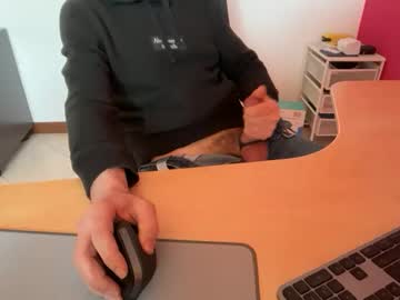 Riccardofortis Chaturbate stream image from April 04, 2026