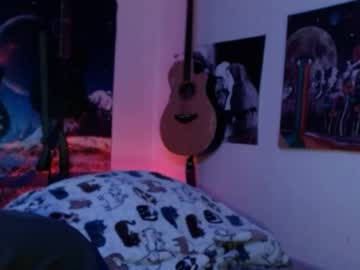 Xxwhitefoxx Chaturbate stream image from April 04, 2026